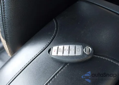 2018 Nissan Rogue Sl z USA, uszkodzony, nr VIN 5N1AT2MV8JC830637